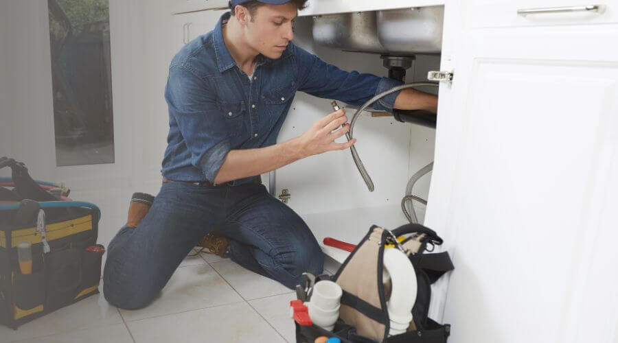 Professional sink repair in Hickory, MS